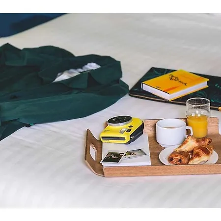 Hotel Crayon