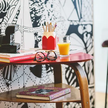 Crayon Paris