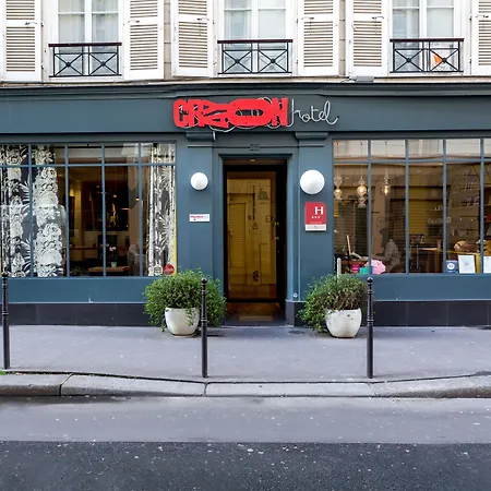 Crayon Hotel Paris