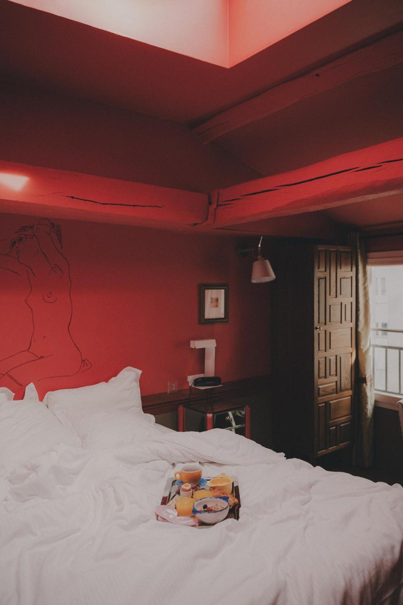 Hotel Crayon 3*